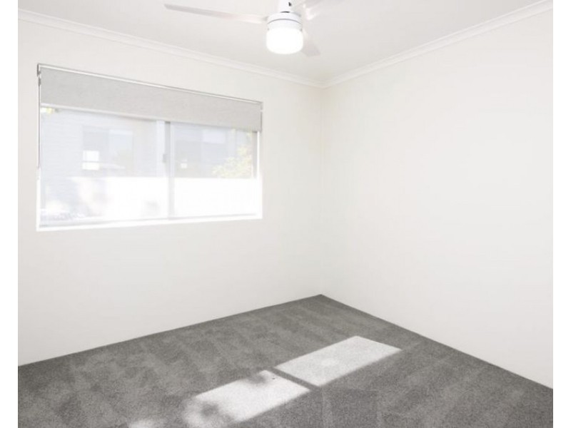 Paradise Point QLD 4216