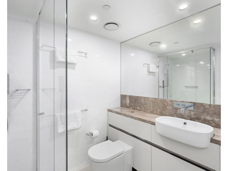 2802/4 The Esplanade, Surfers Paradise QLD 4217