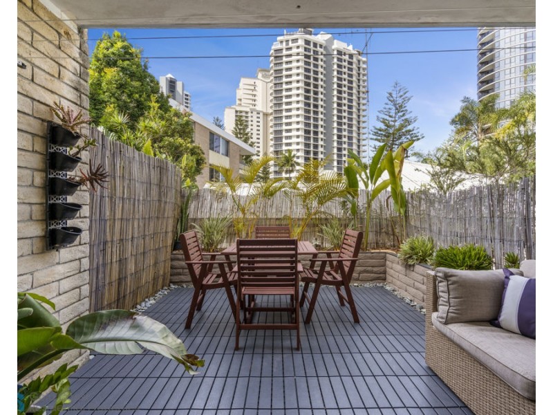 1/21 First Avenue, Surfers Paradise QLD 4217