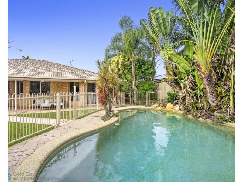 6 Portland Place, Helensvale QLD 4212