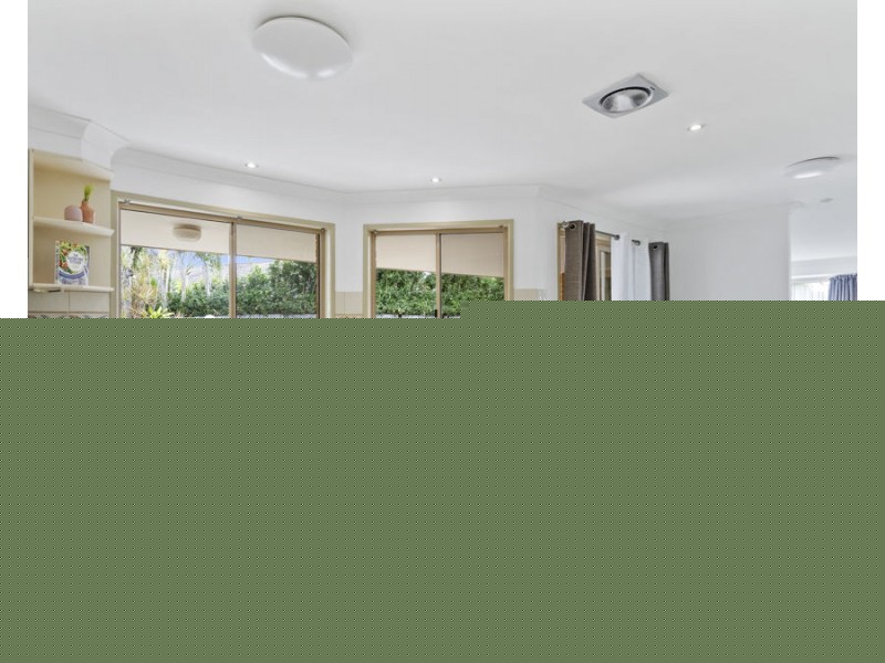 6 Portland Place, Helensvale QLD 4212