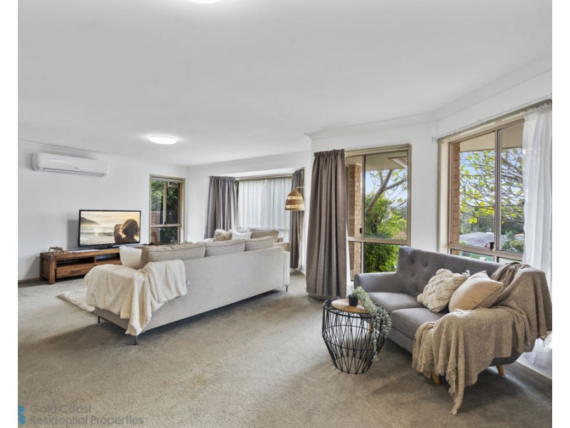 6 Portland Place, Helensvale QLD 4212