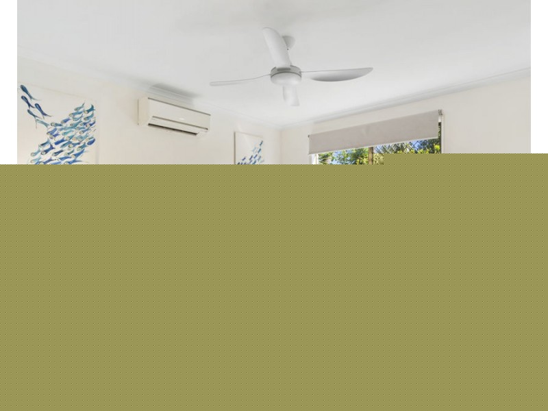 21 Lillywood Circuit, Molendinar QLD 4214