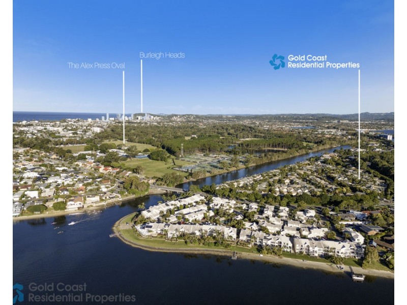 201/215 Cottesloe Drive, Mermaid Waters QLD 4218