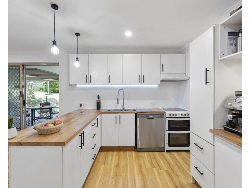 74 Studio Drive, Oxenford QLD 4210