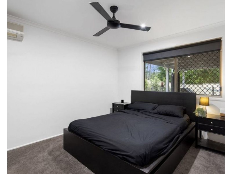 74 Studio Drive, Oxenford QLD 4210