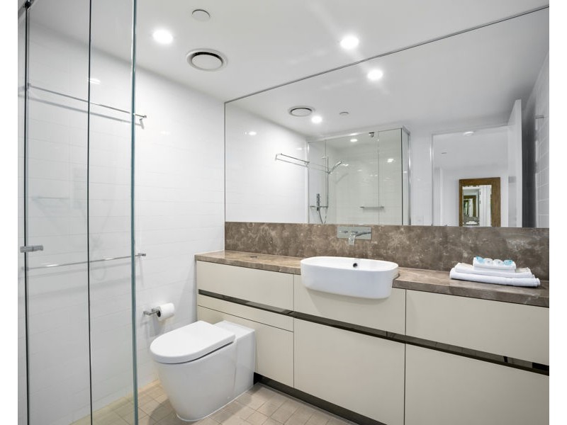 3804/4-14 The Esplanade, Surfers Paradise QLD 4217