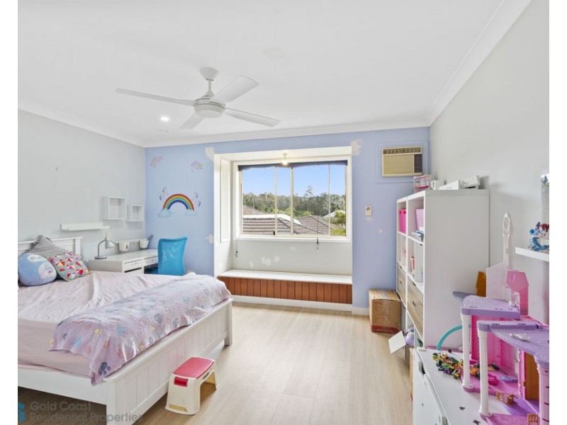 1 Kettlewell Chase, Arundel QLD 4214