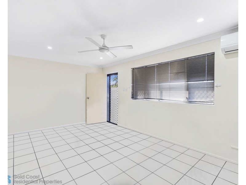 63/7-11 Brown Street, Labrador QLD 4215