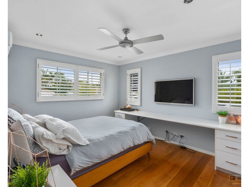 131 Falconer Street, Southport QLD 4215