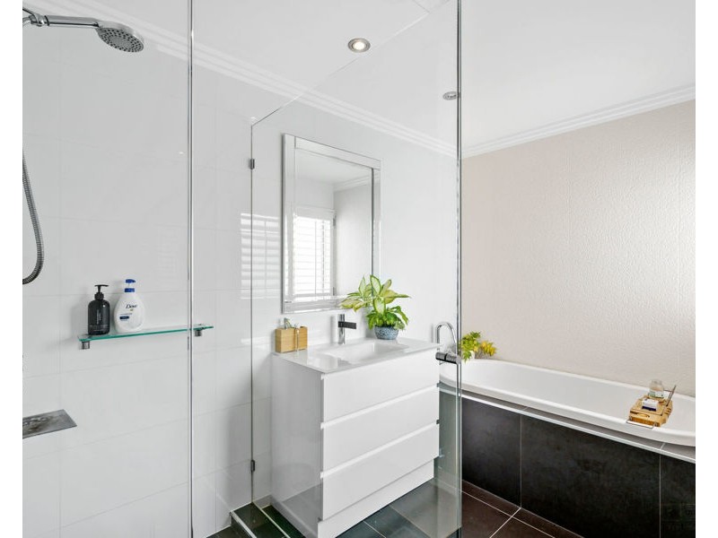 131 Falconer Street, Southport QLD 4215