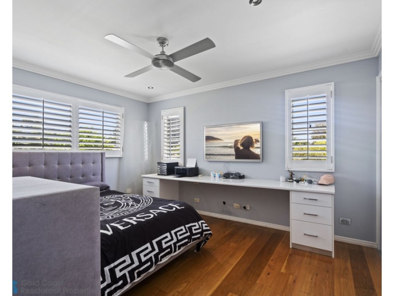 131 Falconer Street, Southport QLD 4215