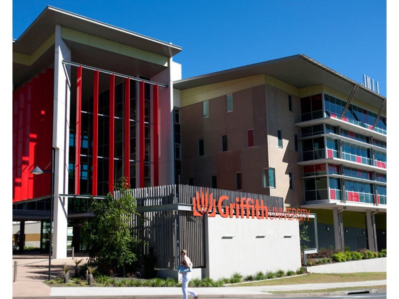 26b Chester Terrace, Southport QLD 4215