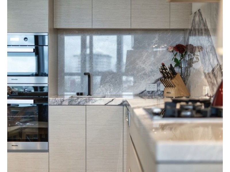 10808/36 Old Burleigh Road, Surfers Paradise QLD 4217