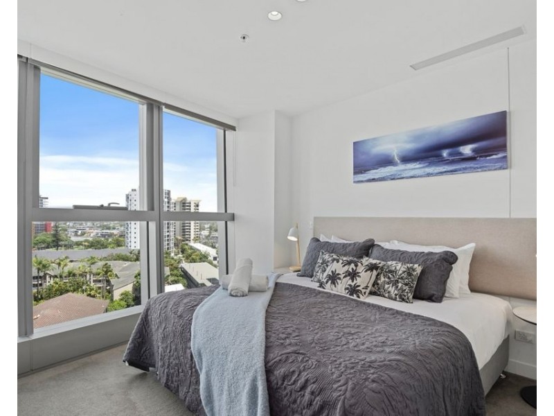 10808/36 Old Burleigh Road, Surfers Paradise QLD 4217