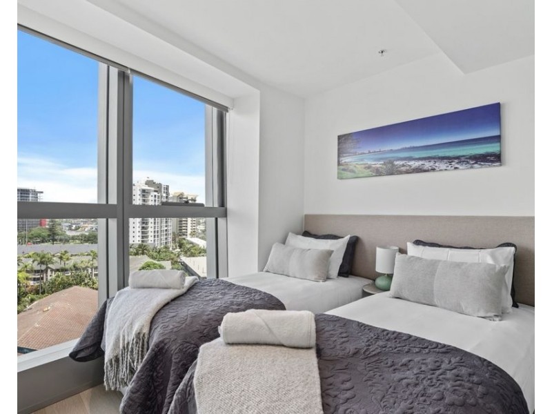 10808/36 Old Burleigh Road, Surfers Paradise QLD 4217