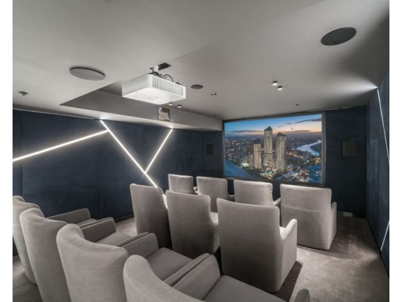 10808/36 Old Burleigh Road, Surfers Paradise QLD 4217