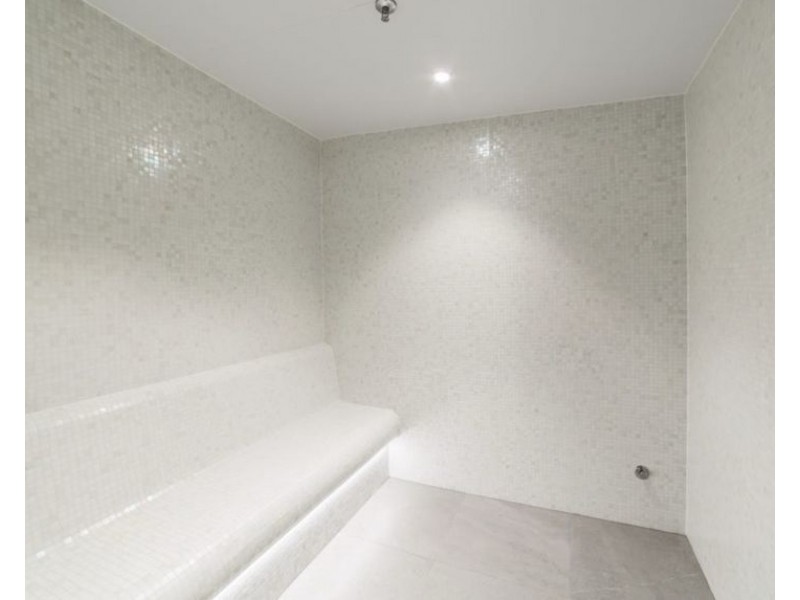 10808/36 Old Burleigh Road, Surfers Paradise QLD 4217