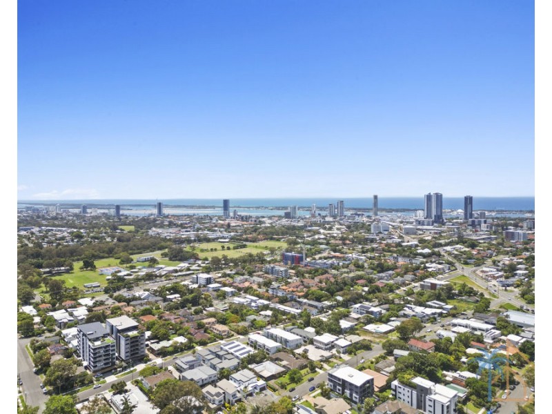 2/131 Falconer Street, Southport QLD 4215