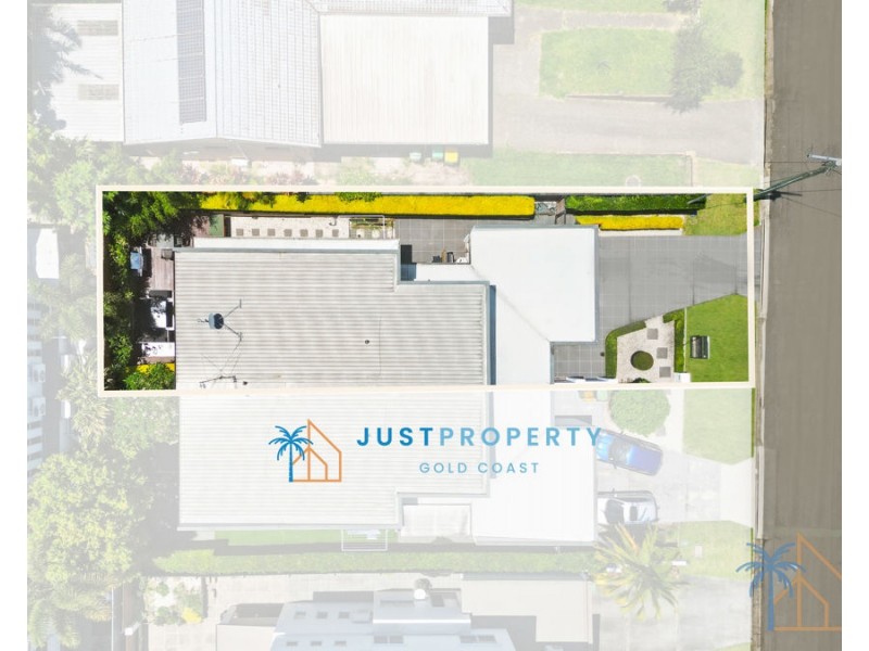 2/131 Falconer Street, Southport QLD 4215
