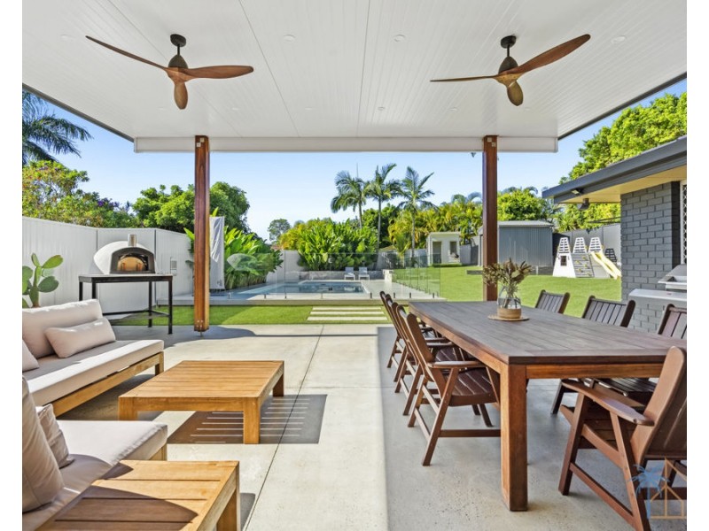 6 Berwick Court, Arundel QLD 4214