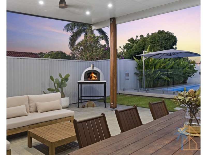 6 Berwick Court, Arundel QLD 4214