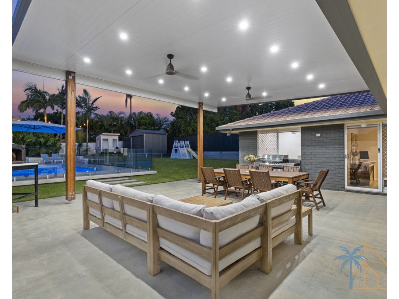 6 Berwick Court, Arundel QLD 4214