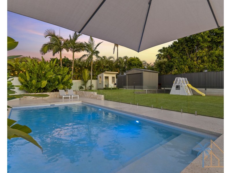 6 Berwick Court, Arundel QLD 4214