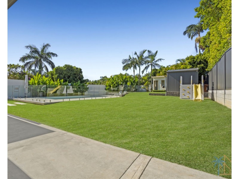 6 Berwick Court, Arundel QLD 4214