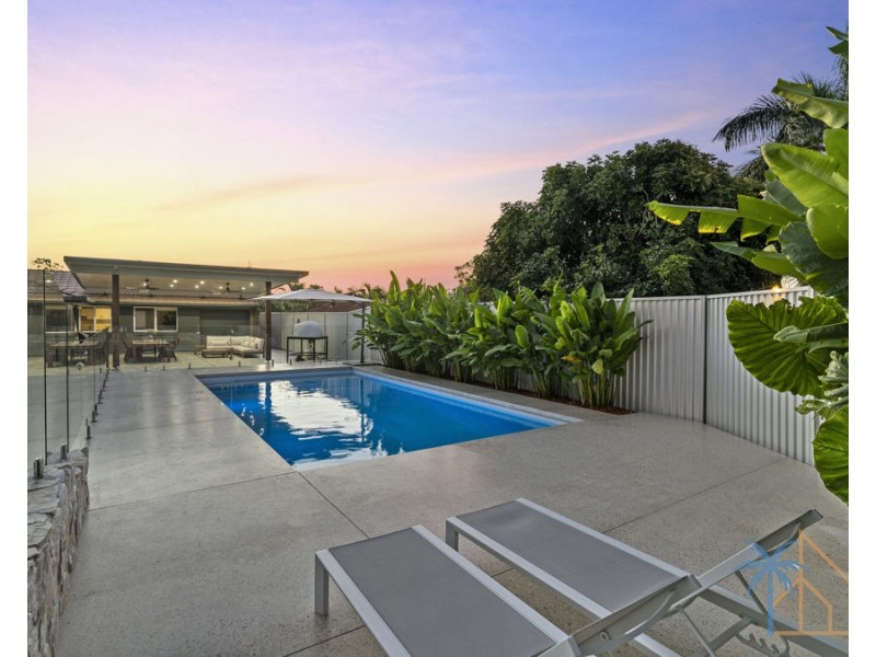 6 Berwick Court, Arundel QLD 4214