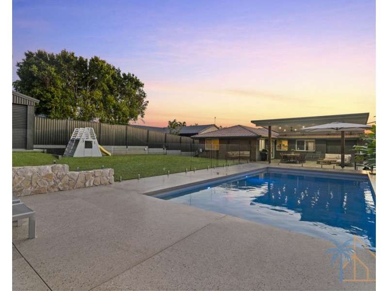 6 Berwick Court, Arundel QLD 4214