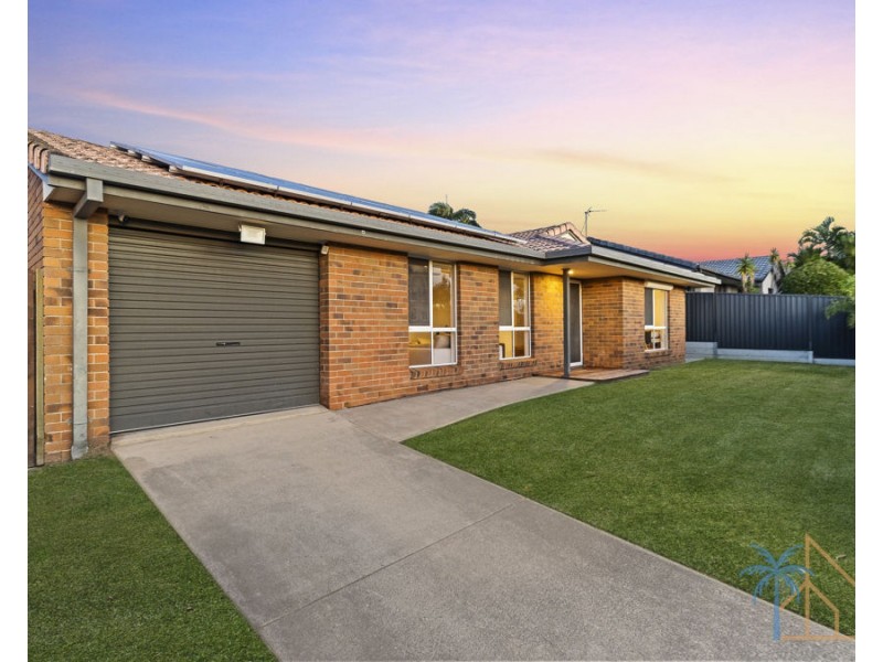 6 Berwick Court, Arundel QLD 4214