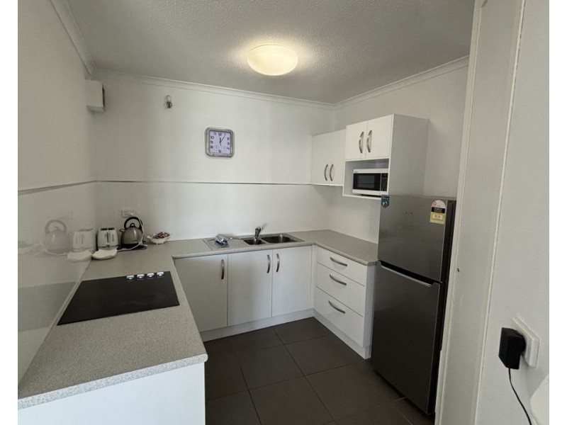 1103/9 Trickett St, Surfers Paradise QLD 4217