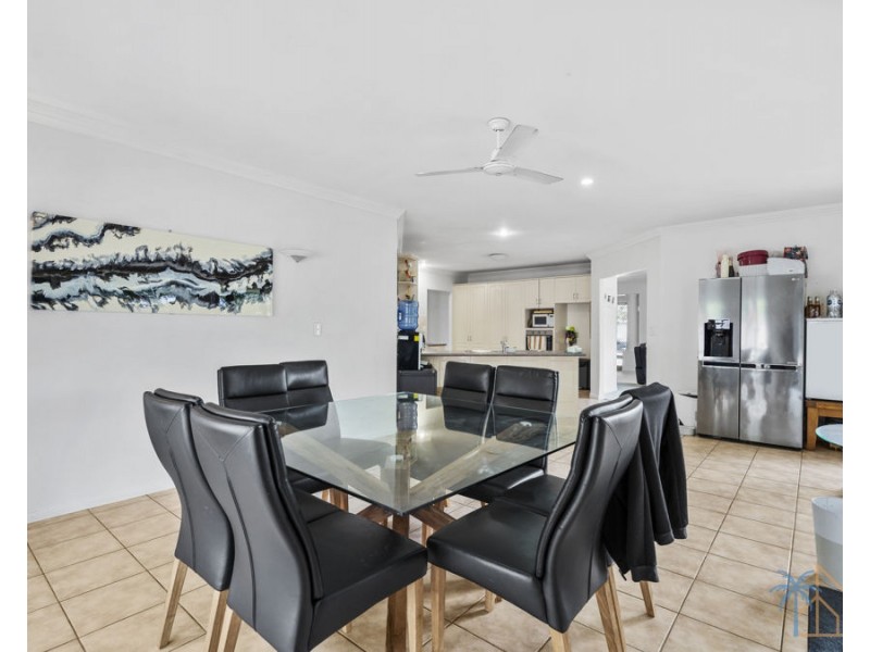 12A Oyster Cove Promenade, Helensvale QLD 4212