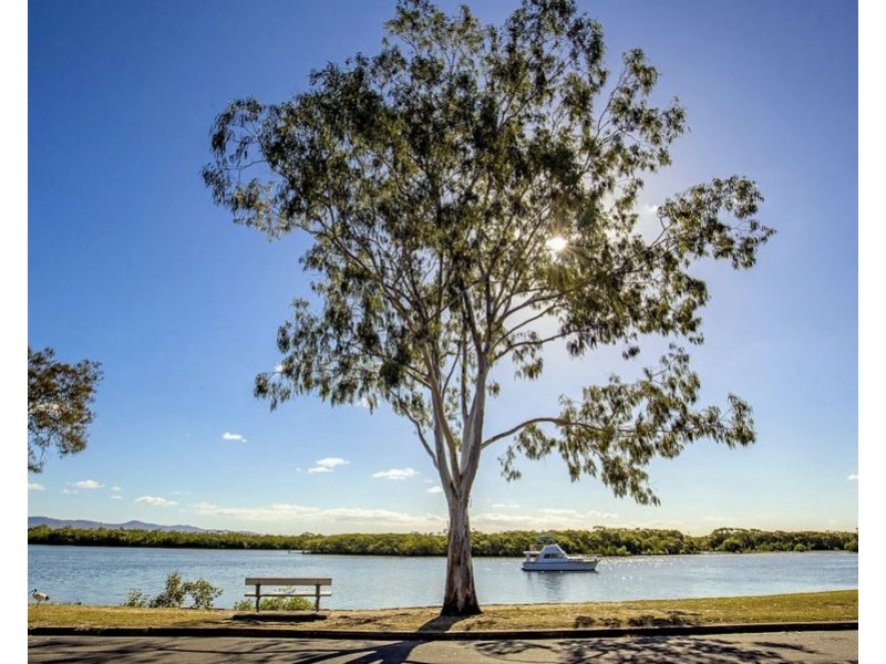 9 The Estuary, Coombabah QLD 4216
