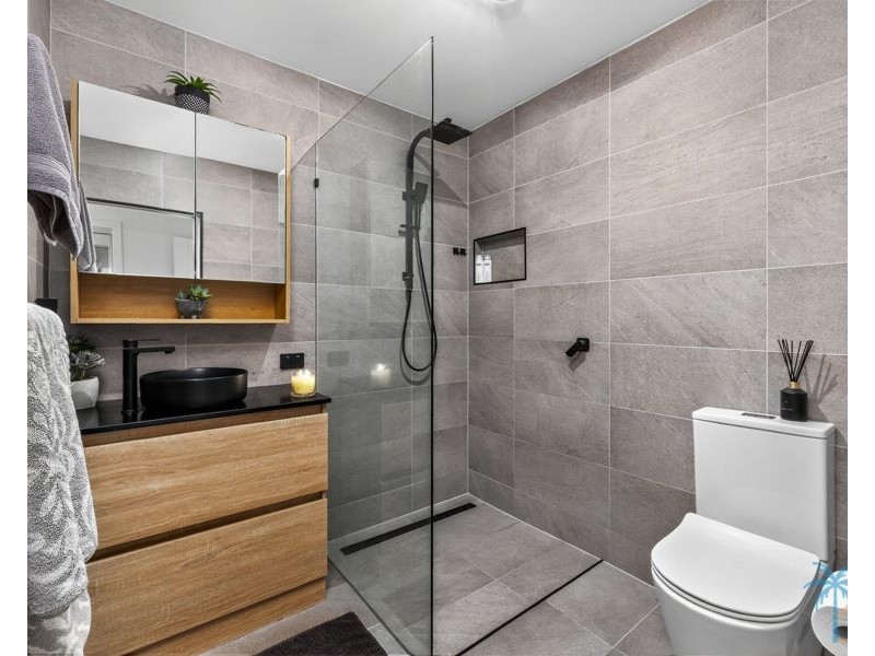 66 NALKARI STREET, Coombabah QLD 4216