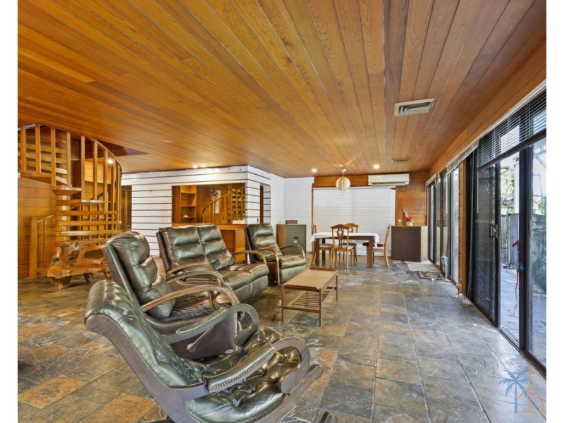 28 Elanora Drive, Burleigh Heads QLD 4220