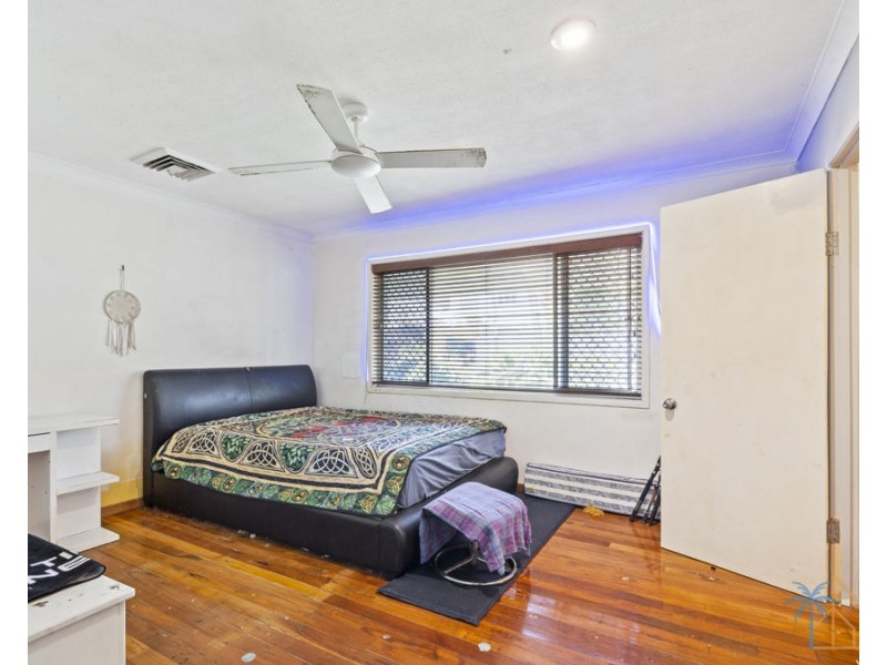 28 Elanora Drive, Burleigh Heads QLD 4220