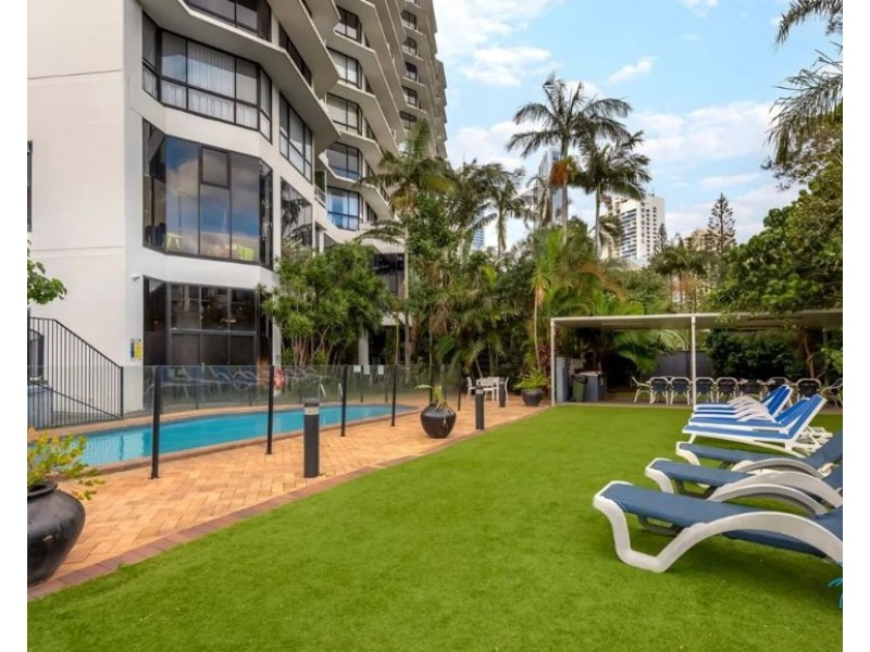 611/70 Remembrance drive, Surfers Paradise QLD 4217