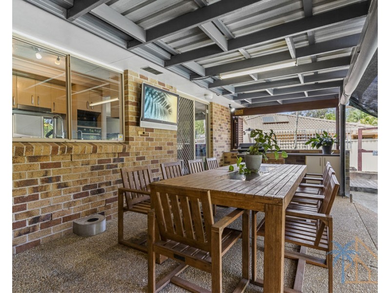 196 Mildura Drive, Helensvale QLD 4212