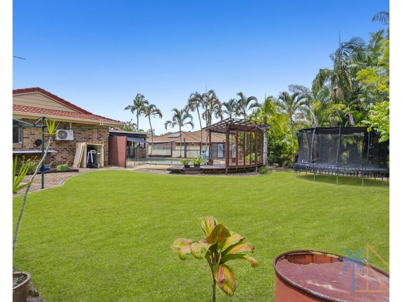 196 Mildura Drive, Helensvale QLD 4212