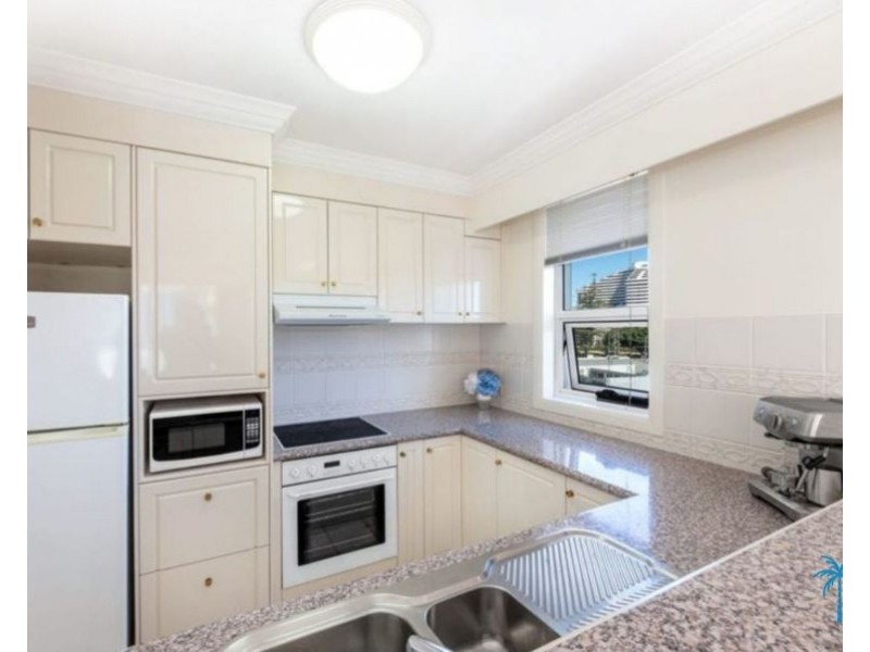 1302 24-26 Queensland Ave, Broadbeach QLD 4218