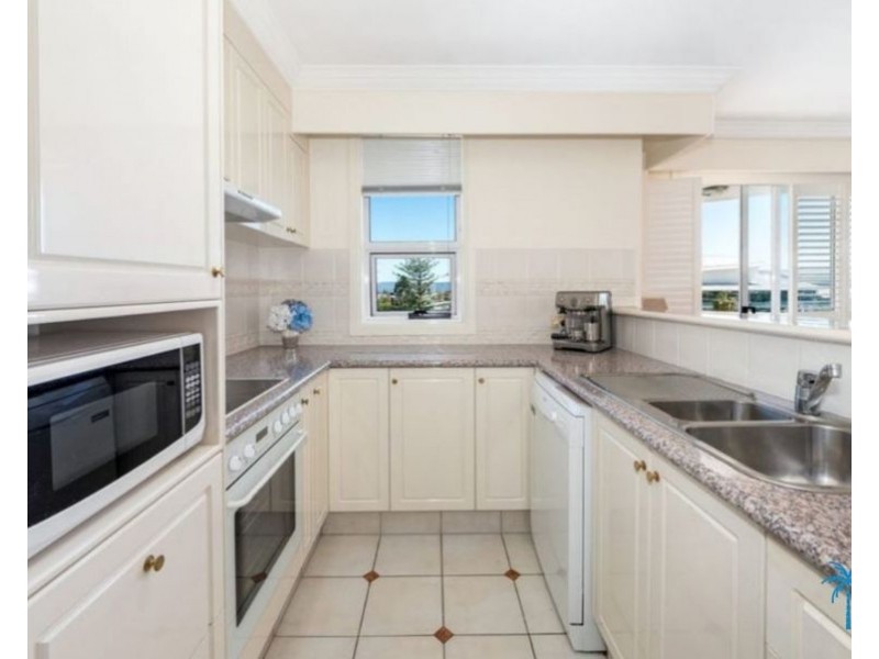 1302 24-26 Queensland Ave, Broadbeach QLD 4218