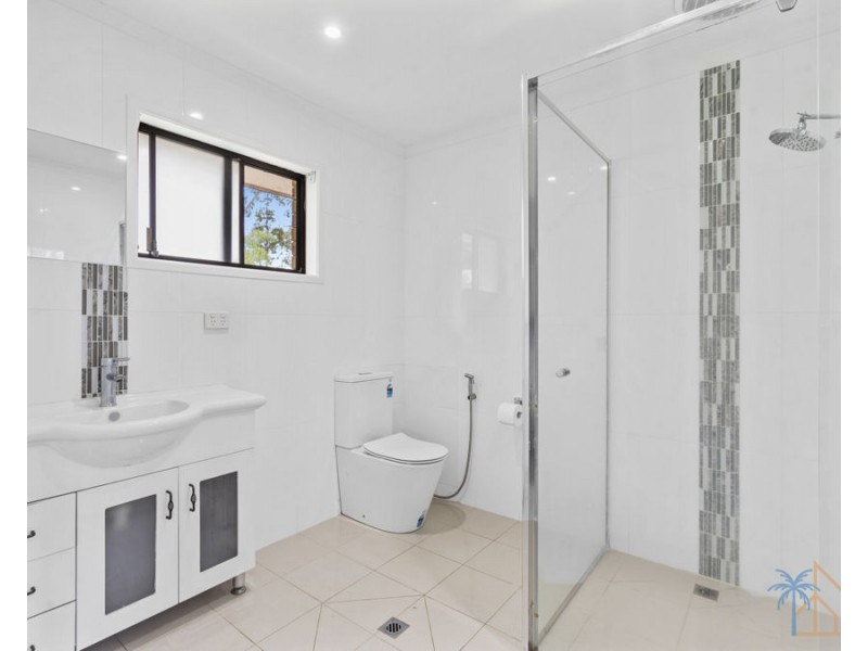 23 Darling Crescent, Molendinar QLD 4214