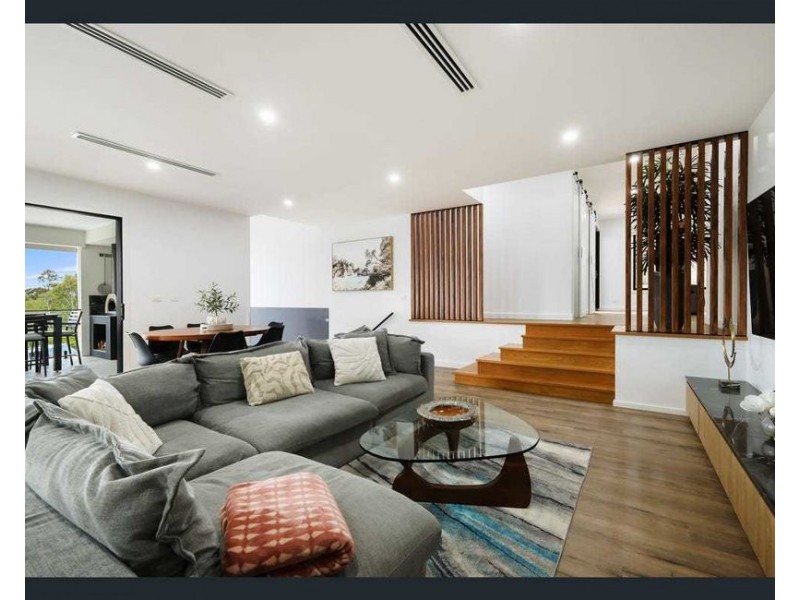 11 Brushwood Drive, Parkwood QLD 4214