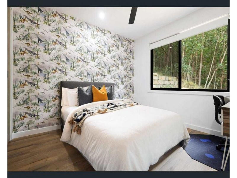 11 Brushwood Drive, Parkwood QLD 4214