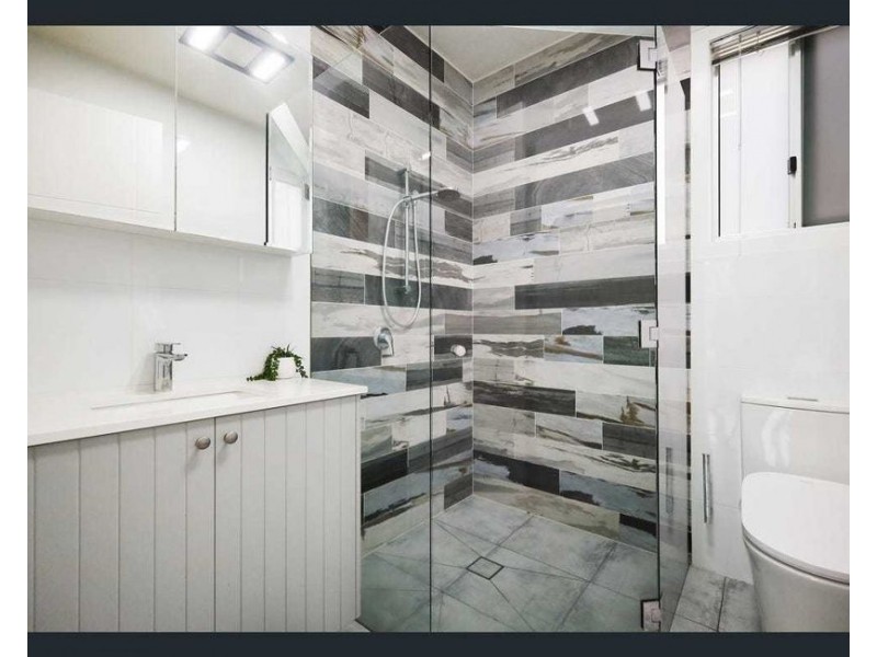 11 Brushwood Drive, Parkwood QLD 4214