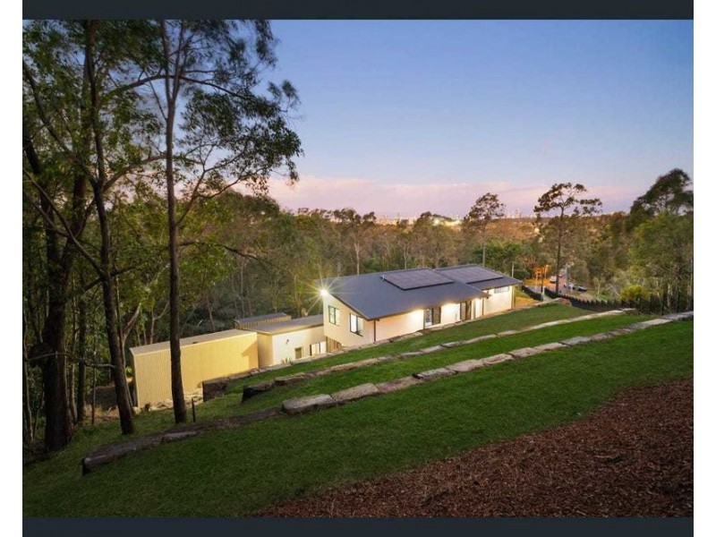 11 Brushwood Drive, Parkwood QLD 4214