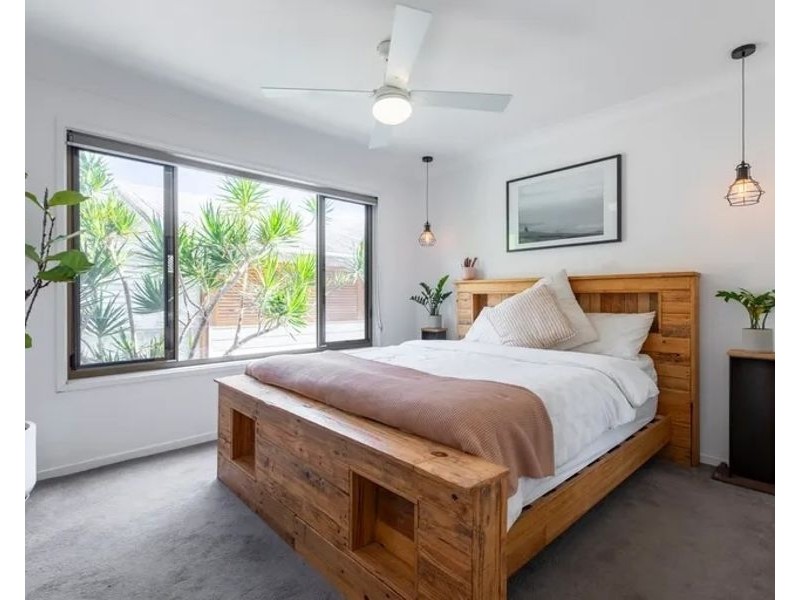 40 Pindari Avenue, Burleigh Heads QLD 4220