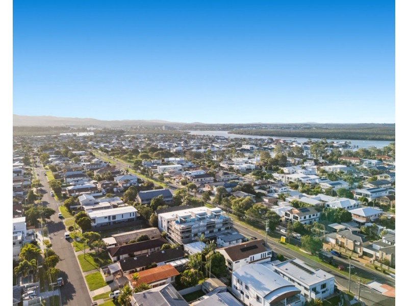 10 Abalone Ave, Paradise Point QLD 4216